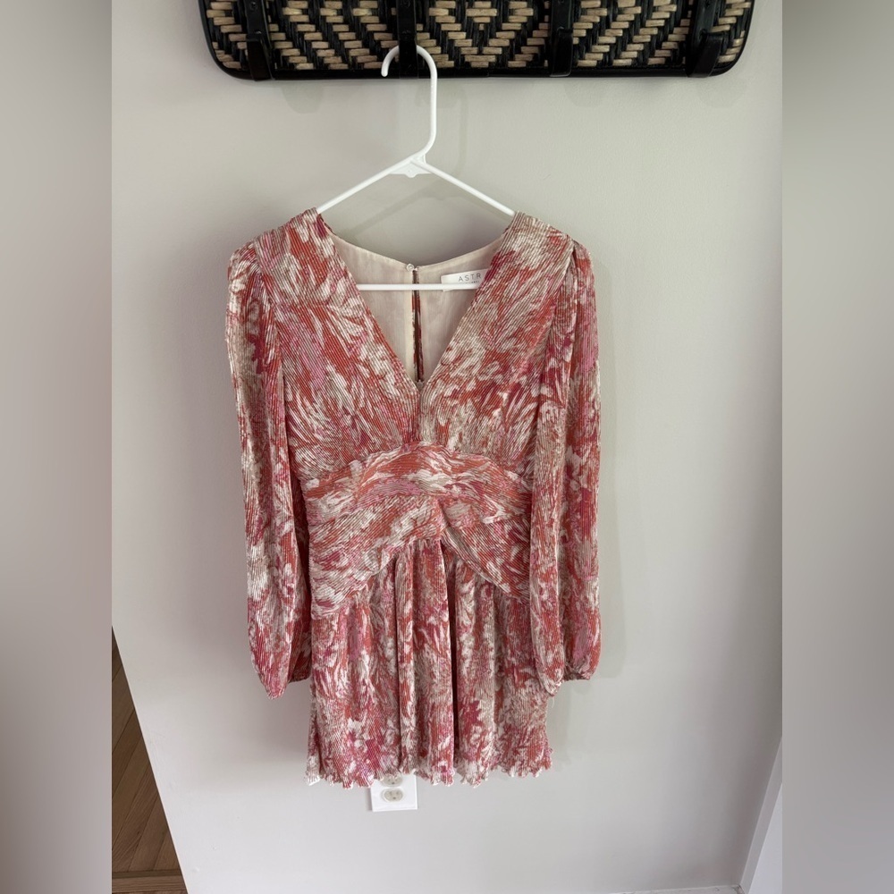 ASTR The Label Floral Long Sleeve Plisse Dress - Orange/Pink - Size Small - Picture 8 of 14